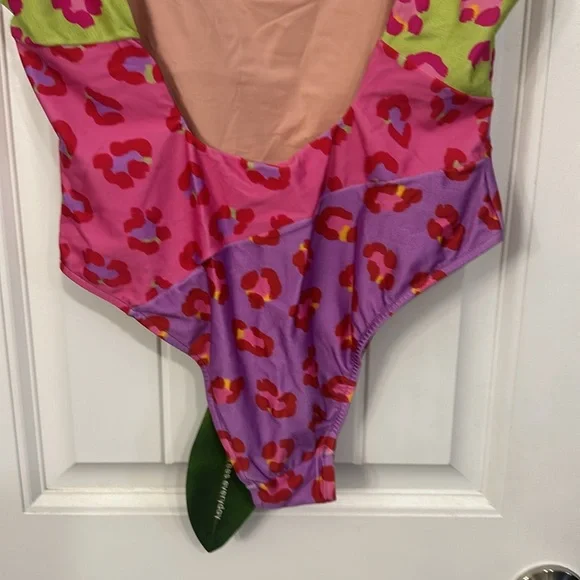 Farm Rio Maxi Leopard Patch One Piece Swimsuit Large - Picture 10 of 12